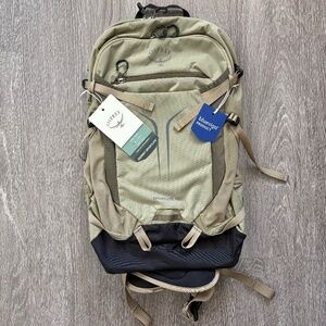NWT Osprey Sportlite 25L